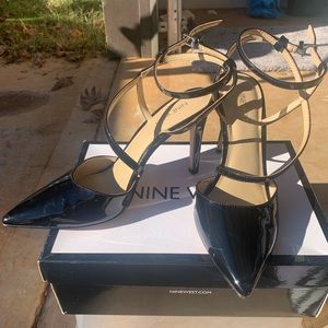 Nine West pointy toe heel